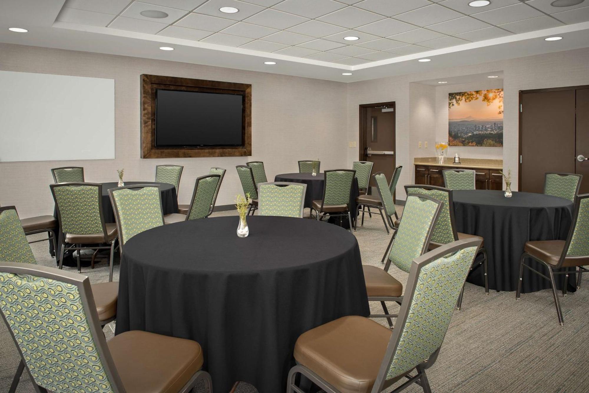 Hampton Inn&Suites Portland/Hillsboro-Evergreen Park Buitenkant foto